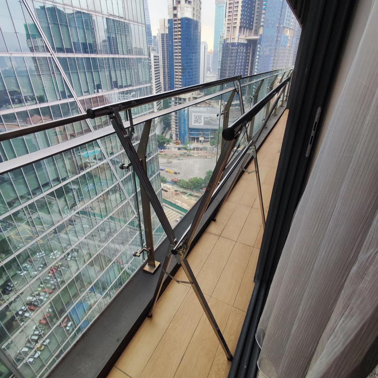Dorsett Walk To Pavilion 1min With Bathtub And Infinity Pool *